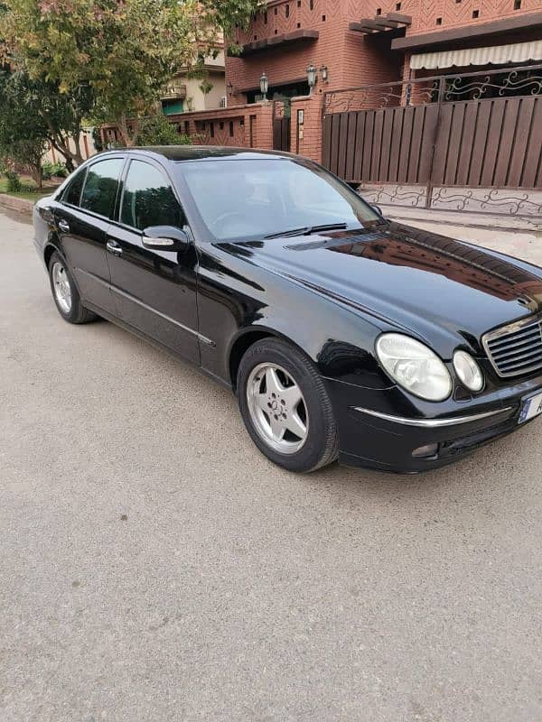 Mercedes Benz E 220 Model 2003 Diesel 13