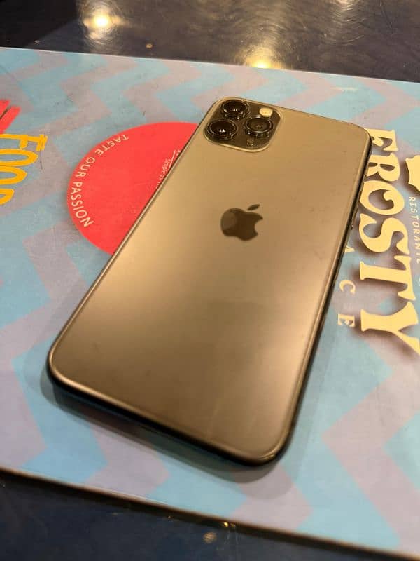 Apple iphine 11 pro non pta factory unlocked for sale read add plz 9