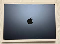 MacBook Air M3 (16GB | 512GB)