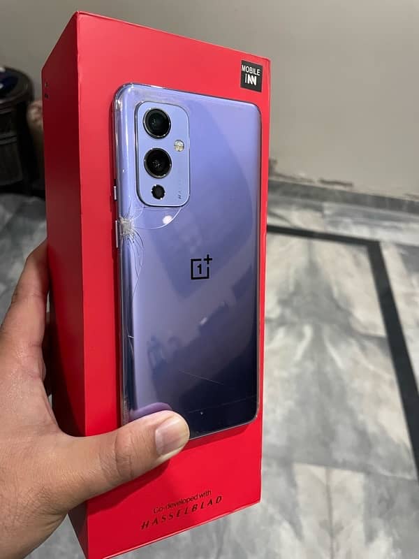 oneplus 9 8/128 pta approved brand new phone just back break 1