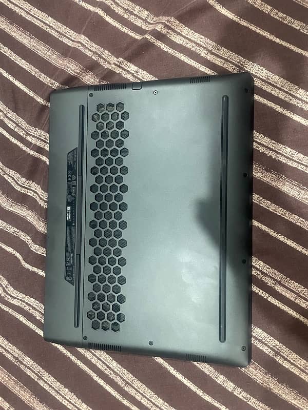 Alienware m15 R7 15.6”  (Core i7-12700H/1TB SSD/16GB RAM/RTX 3070TI 8