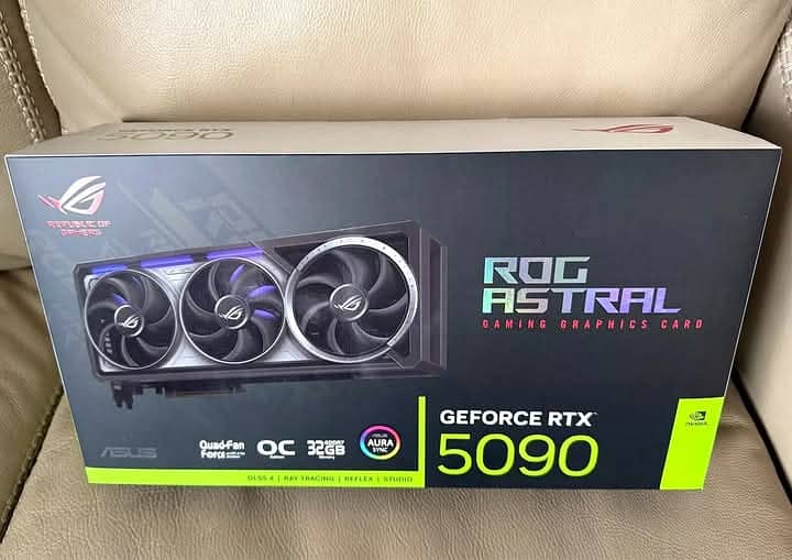 PNY GeForce RTX 5090 32GB GDDR7 ARGB EPIC-X RGB 0