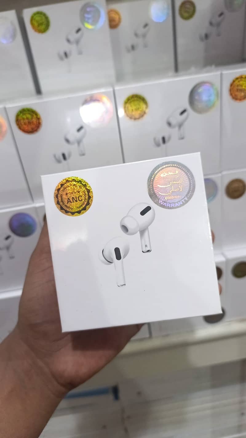 i20 Ultra Max Suit Smart Watch Golden Edition With Airpods 8