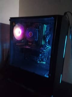 GAMING PC WITH HEAVY LIGHTNING CASE