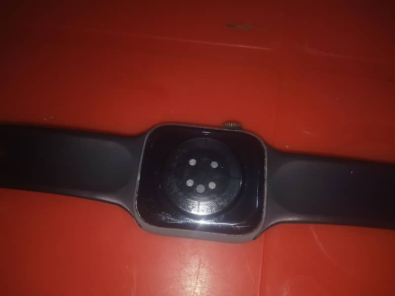 WS67 smart watch very good condition 3 to 4 days battery life 2