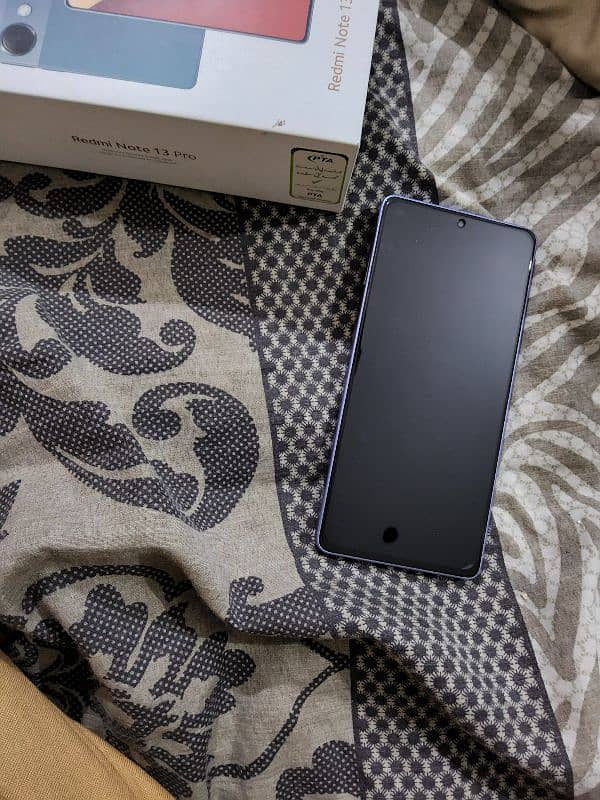 redmi note 13 pro 8/256 WITH ALL accessories 10/10 one month used 1