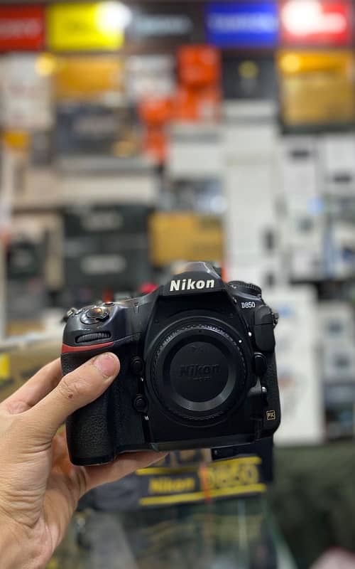 Nikon D850 BodyOnly (Complete Box) 1