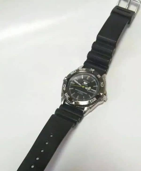 Seiko mens sports watch 2