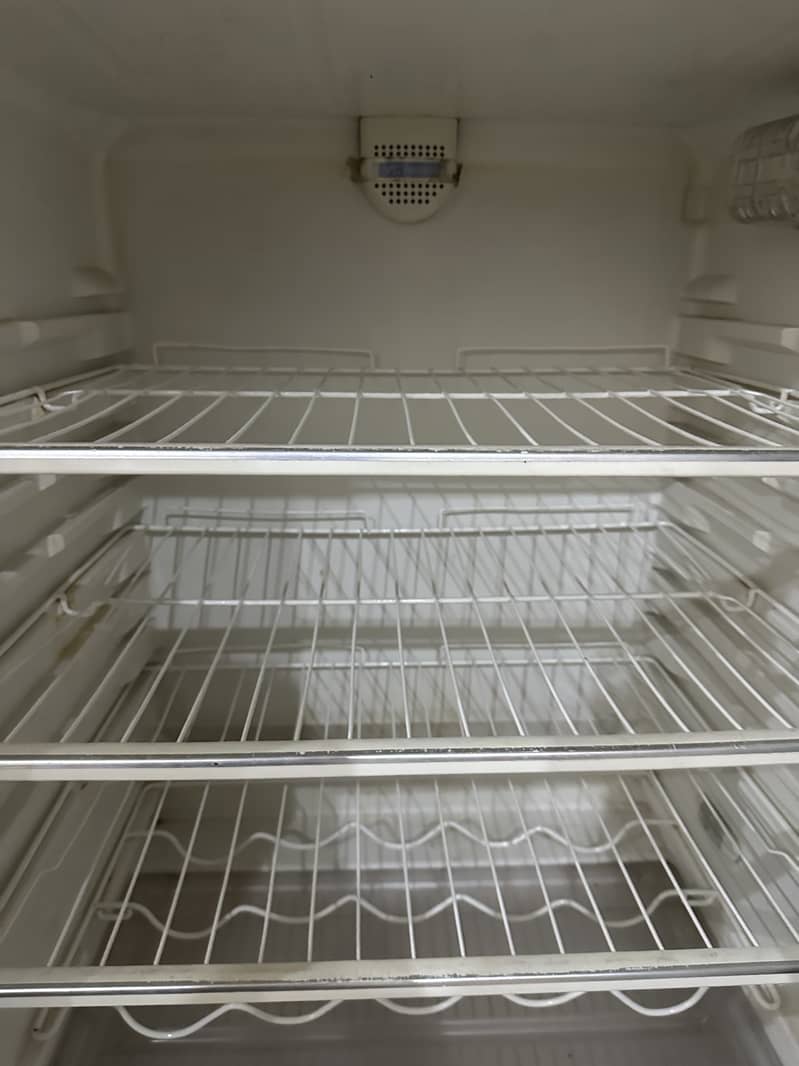 Haier Fridge New Condition 4