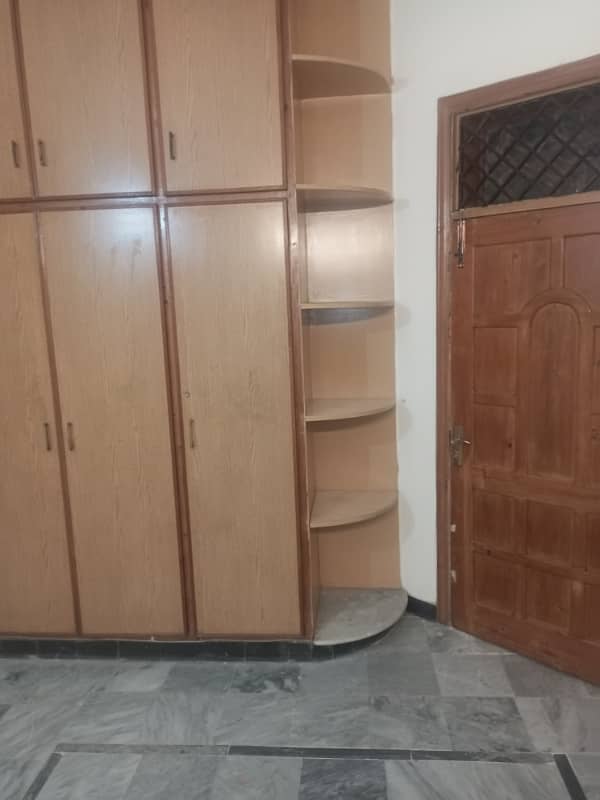 Ground portion for rent in g-11 2