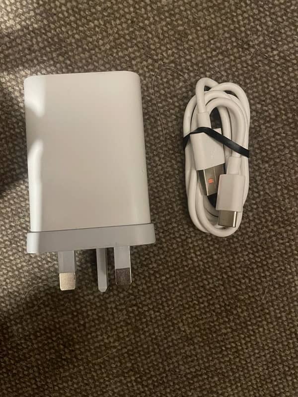 Tecno,infinix ka 100% original 45w box pulled charger hy 1