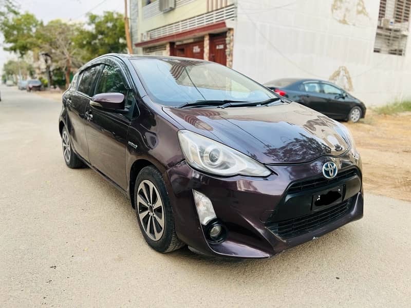 Toyota Aqua 2015 Model 2018 registration new  shape s push urgent sale 1