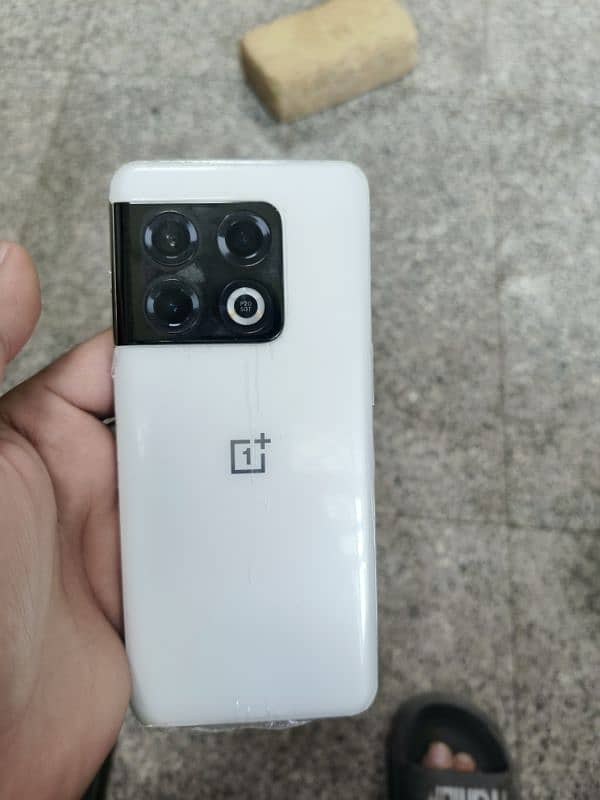 One plus 10 pro panda edition 0