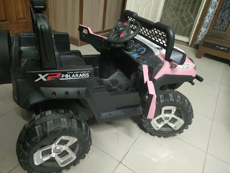 Almost brand new kids jeep for sale 3