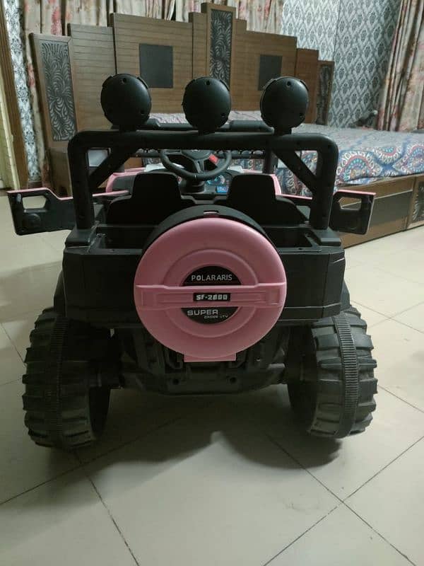 Almost brand new kids jeep for sale 5