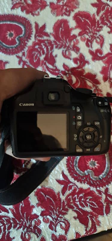 1100d canon 1