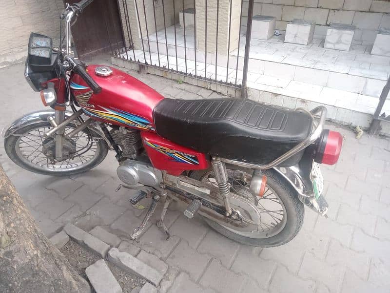 Honda 125 ur saleWhatsapp 0341/023/2452/ 0