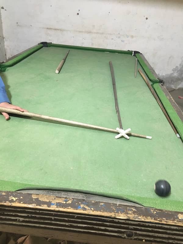 8+ 4 billiard table 8