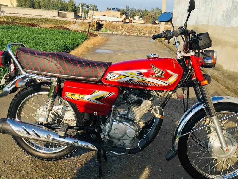 Honda CG 125 2023 15