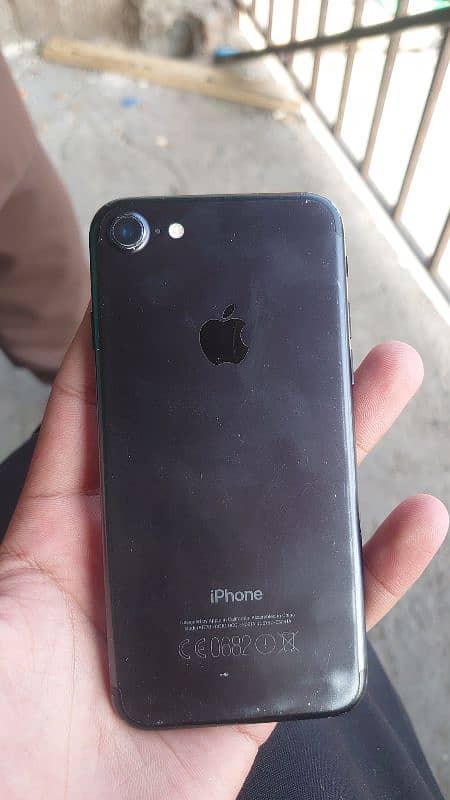 iPhone 7 NON PTA 32GB 1