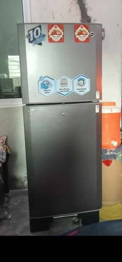 pel fridge in warranty new 4 months use