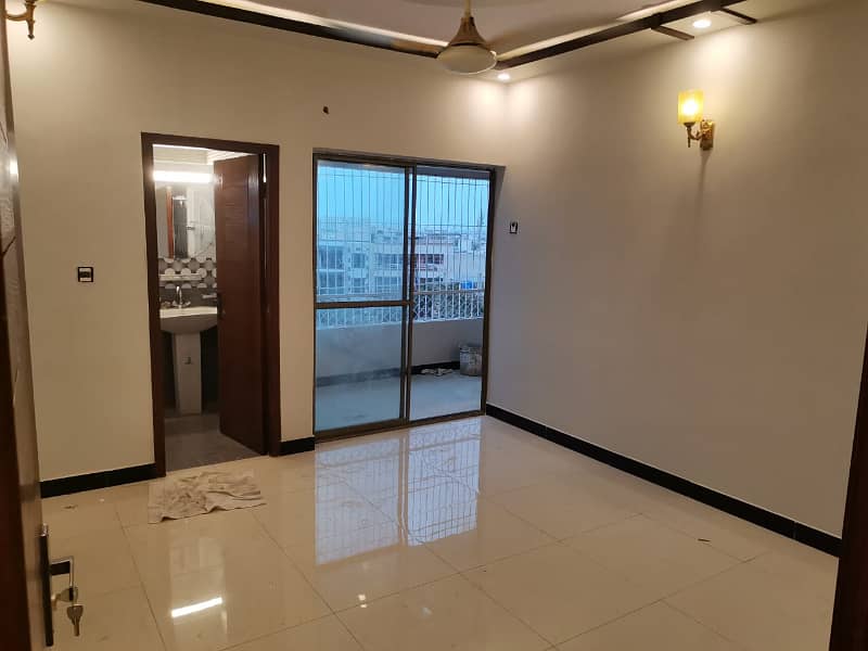 Two Bedroom Drawing And Dinning Flat Available For Rent Of 1450 Square Feet In Safari Enclave Apartments Karachi Near RHIM JHIM TOWER Scheme 33 Karachi 4