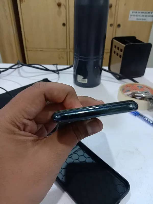 Apple iPhone 11 Pro 64GB 3