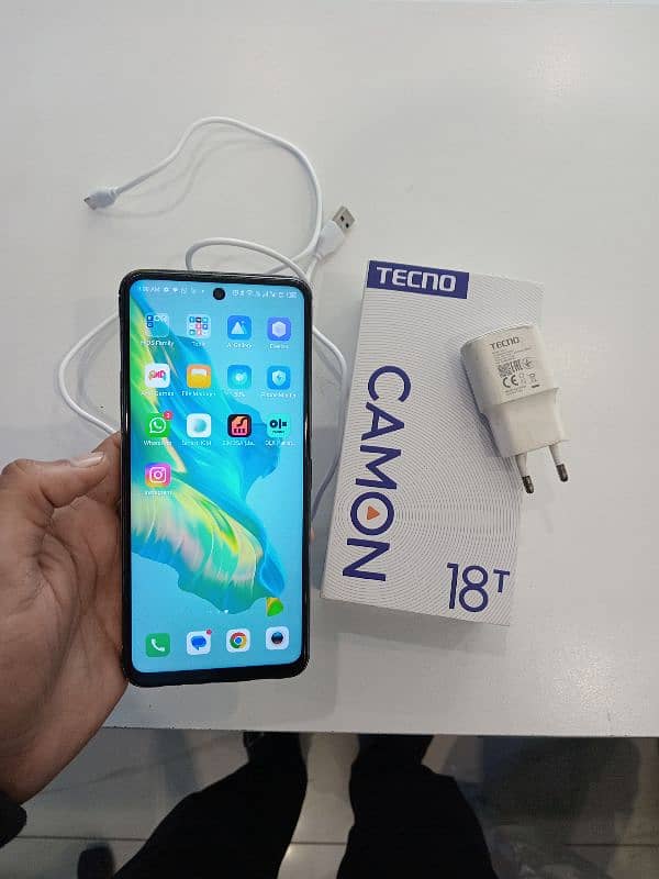 Techno camon 18T box charger 128gb 3