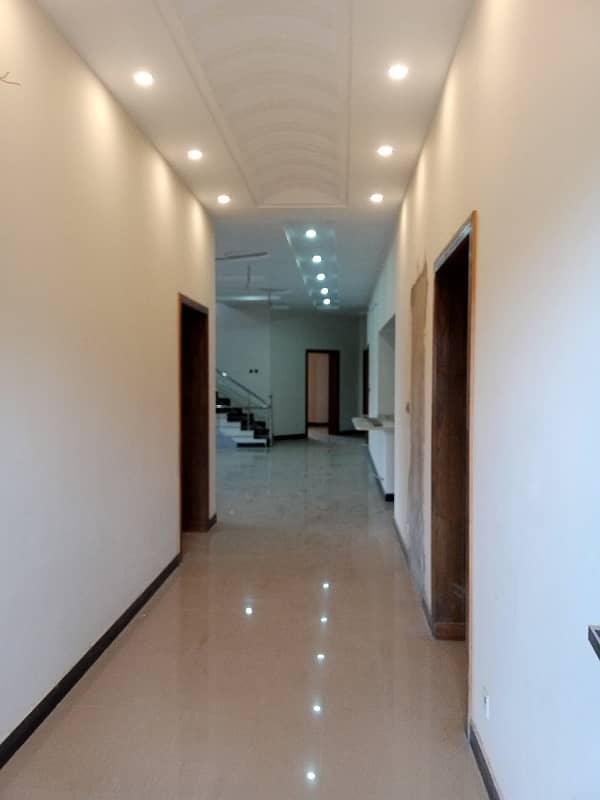 Brand New Corner 1 Kanal Double Storey for Rent | Commercial Use 12