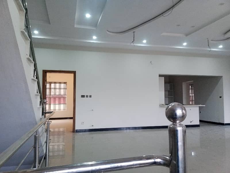 Brand New Corner 1 Kanal Double Storey for Rent | Commercial Use 13