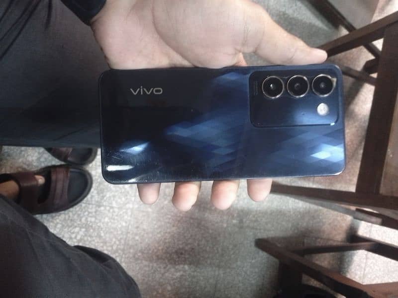 Vivo Y 100 used only 25 days 1