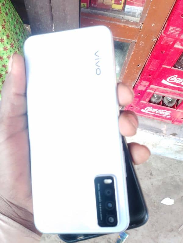 vivo y12s 3/64 with box and charger 1