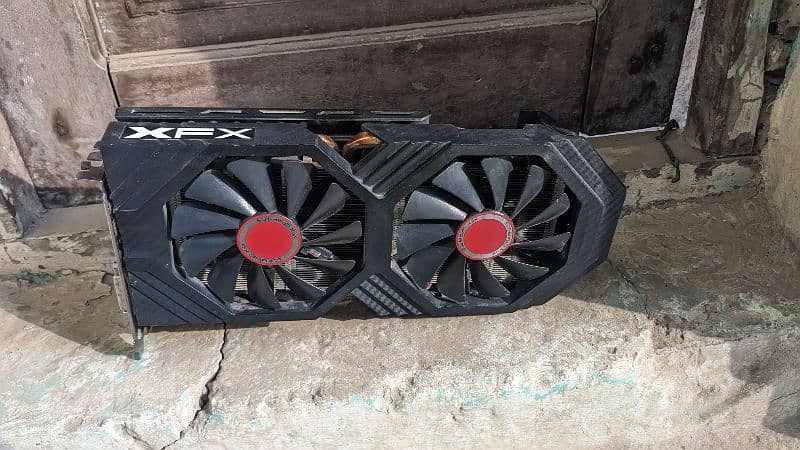 RX 580 256Bit XFX GTS Black Edition 14