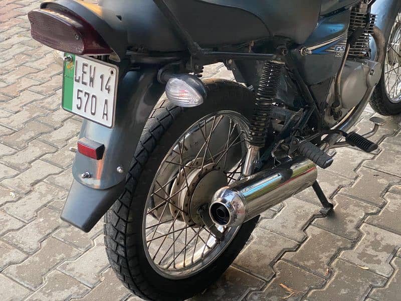 Suzuki GS 150cc 7