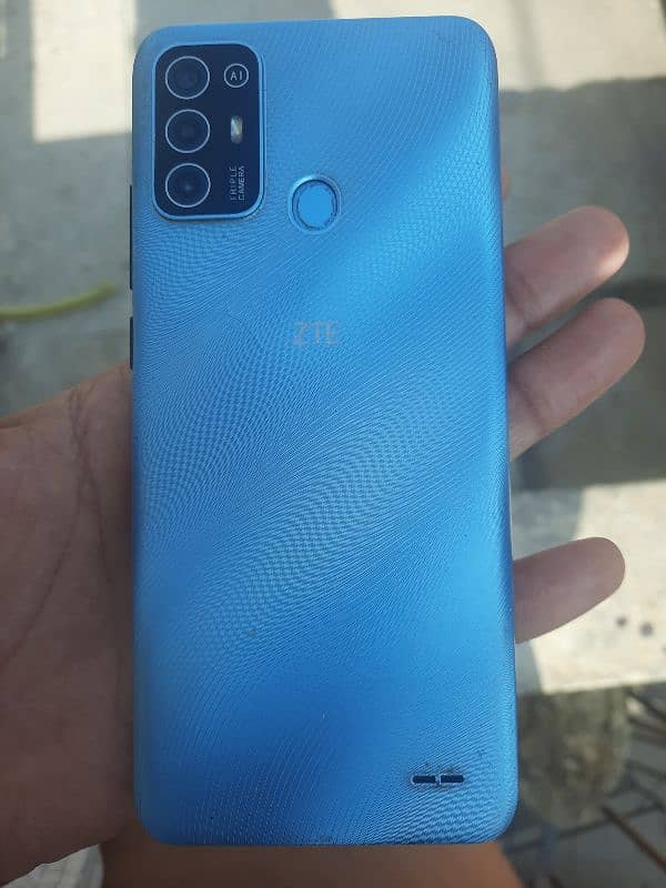 zTE Balde A52 mobile 2