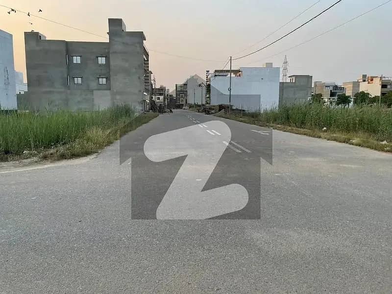 A Prime Location 120 Square Yards Residential Plot In Karachi Is On The Market For sale 1