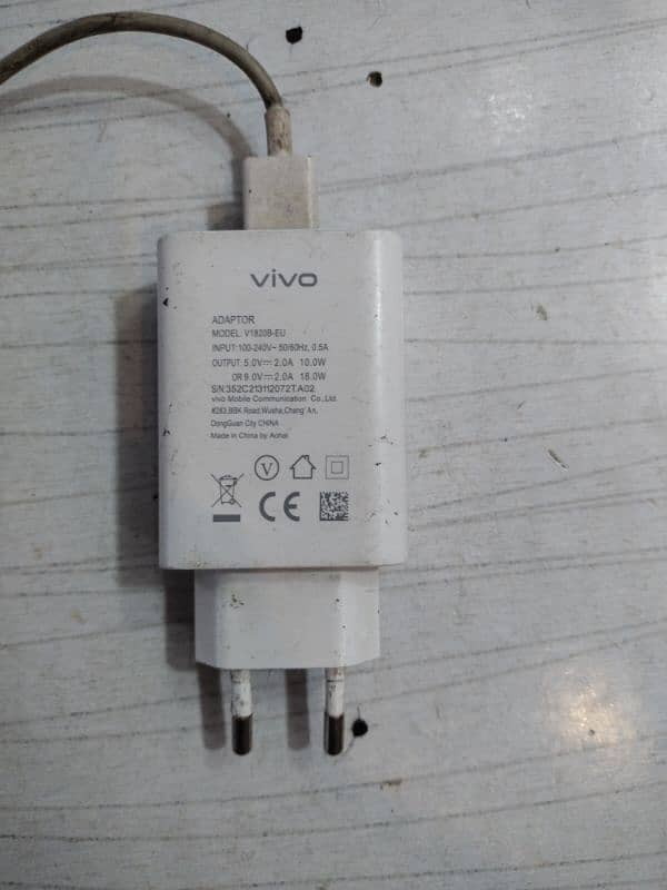 vivo y31 mobile 10 by 10 condition fast charger 03108991073 0