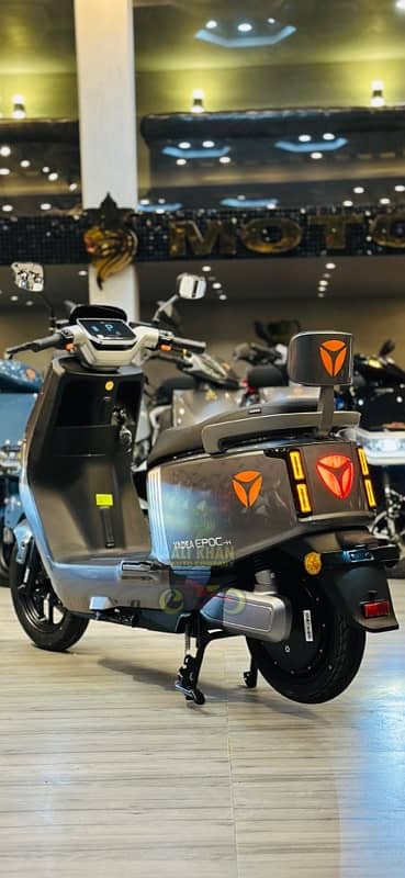 YADEA EBIKE EV SCOOTER SCOOTY RUBIN M3 EPOC G5 T5 GT 30 GIRLS MALE BOY 3
