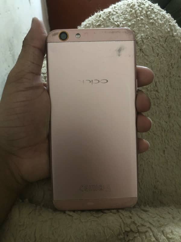 oppo F1s 0