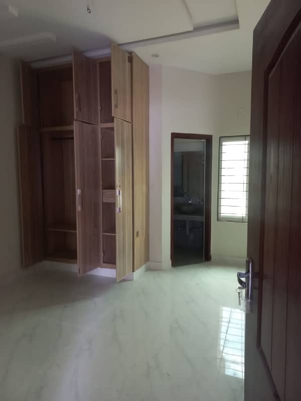 A Prime Location Upper Portion Of 5 Marla In Rs. 36000 1