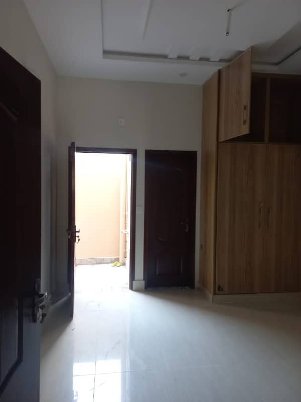 A Prime Location Upper Portion Of 5 Marla In Rs. 36000 8