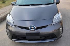 Toyota Prius 2011 Model/Register 2016