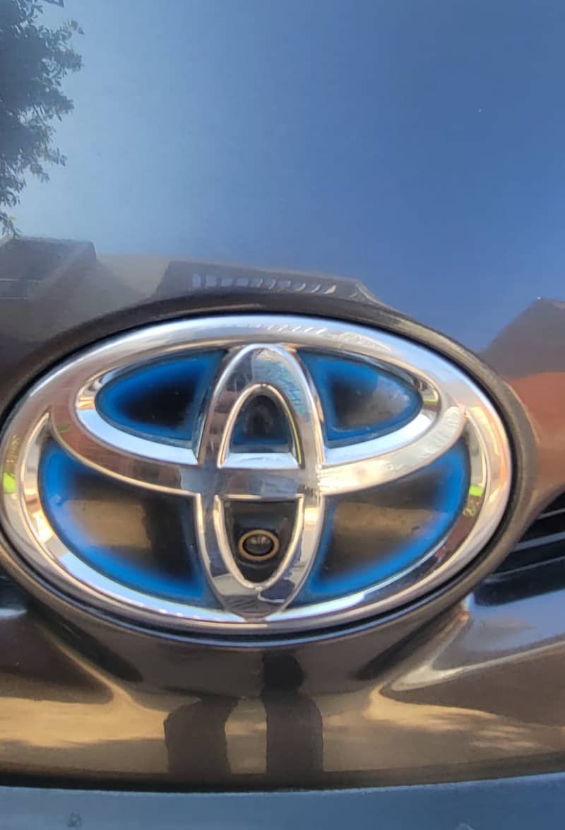 Toyota Prius 2011 Model/Register 2016 4