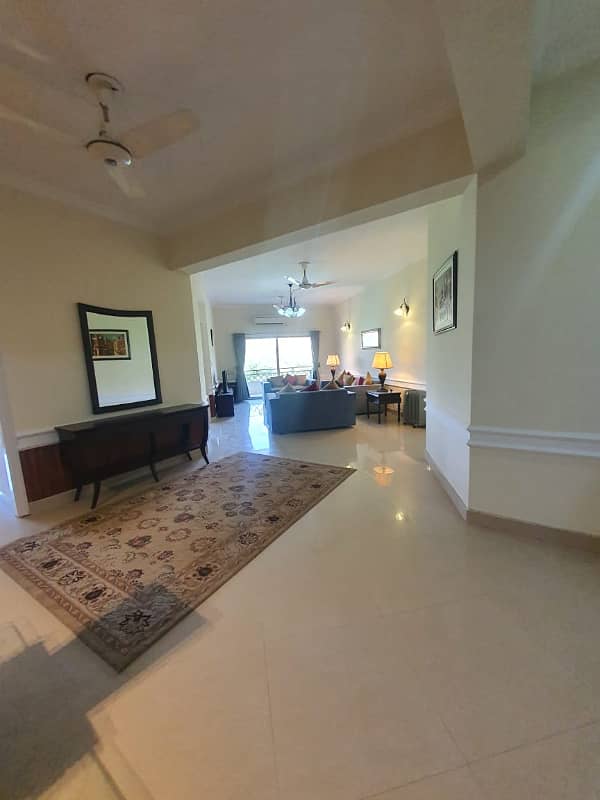 Beautiful Fully Furnished 2 Bedroom Apartments 8