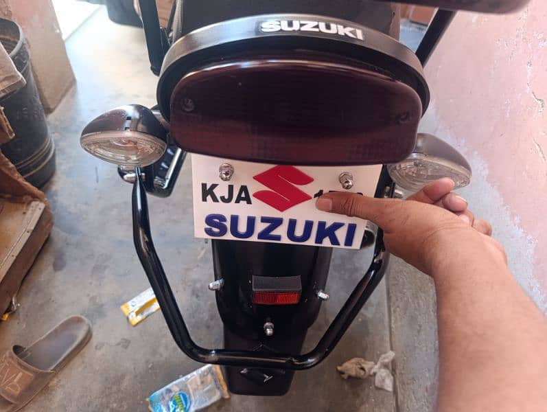 Suzuki GS 150 2016 Top Condition 17