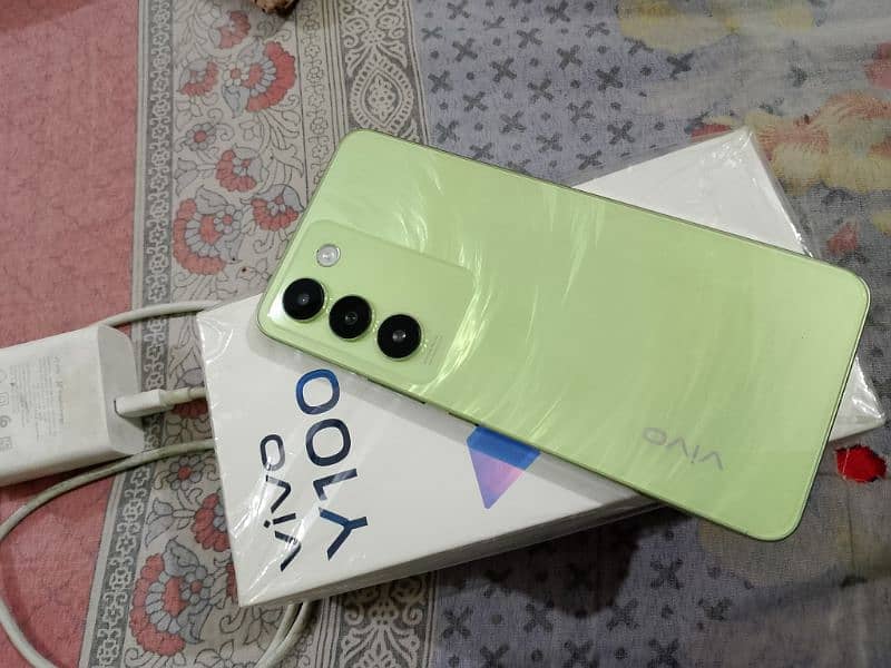 vivo y 100 0