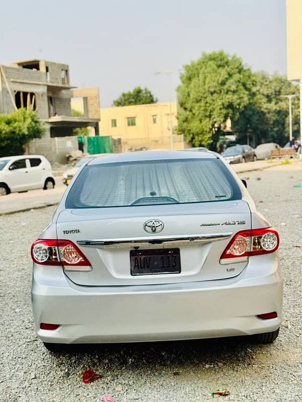 Toyota Corolla Altis 2010 4