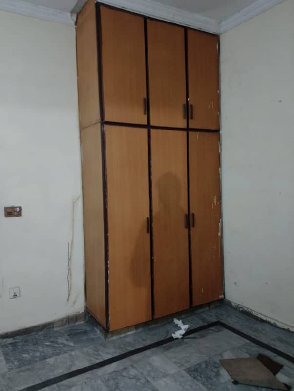 4 Marla Upper Portion for Rent in Al Hamra Town Near Bisharat Chowk for Family 1