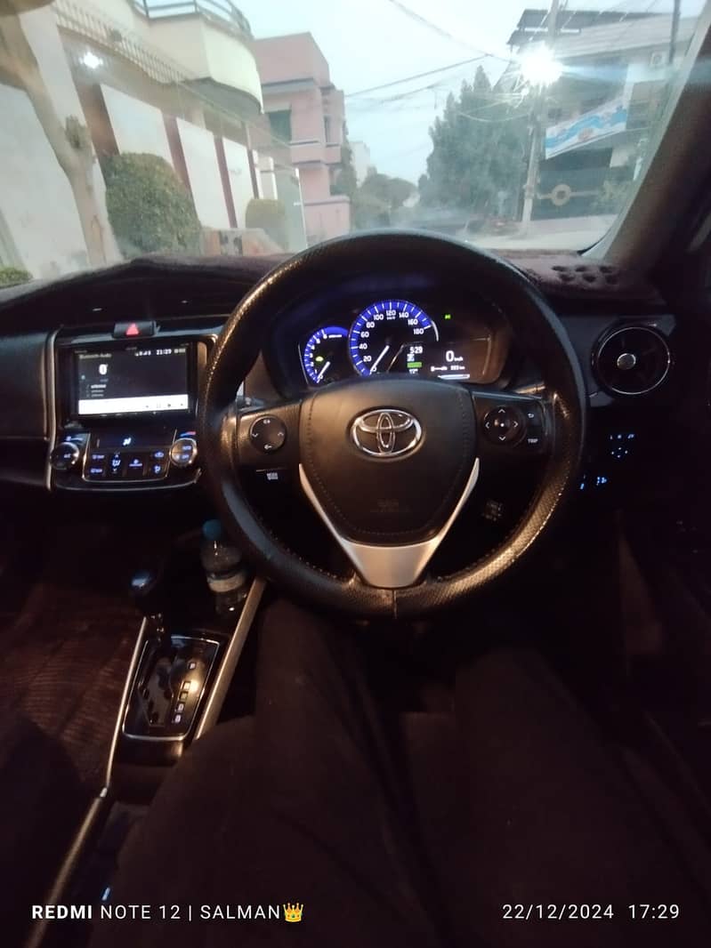 Toyota Corolla Axio 2018 /2021 4 Grade  Auction Sheet Available 6