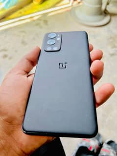 ONE PLUS 9 PRO dual pta approved 16/256GB FOR SALE